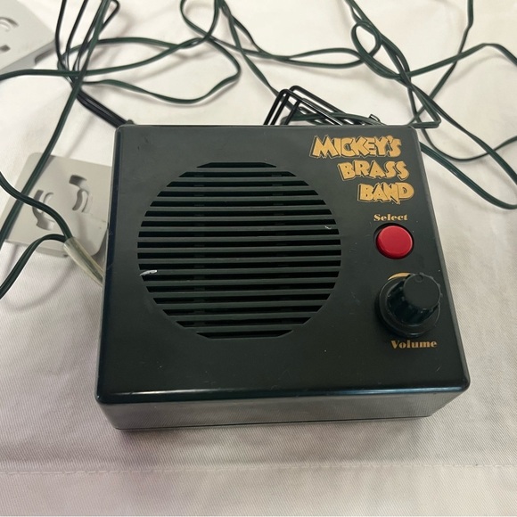 Mickey's Brass Band Figurines with Sound Box - Picture 3 of 6